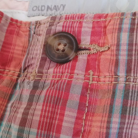 **Relisted** Old Navy Women's Low Rise Orange Plaid Cotton Shorts Size 2 - Picture 6 of 8